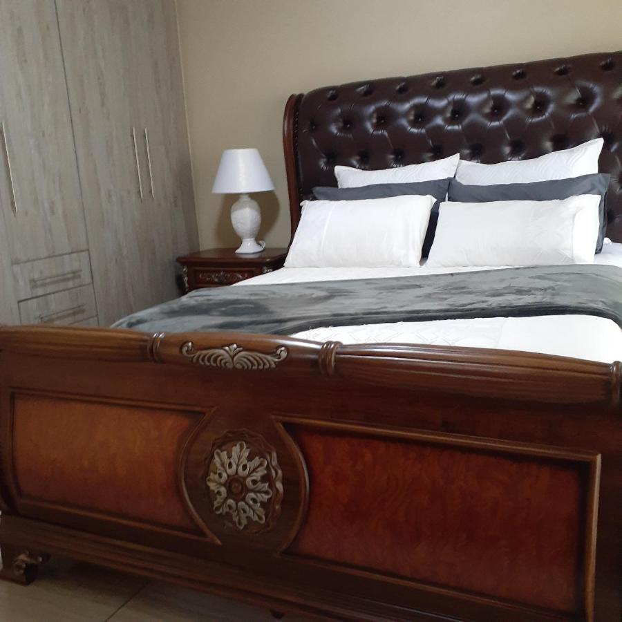 Angelocean Guest House Witbank Extérieur photo