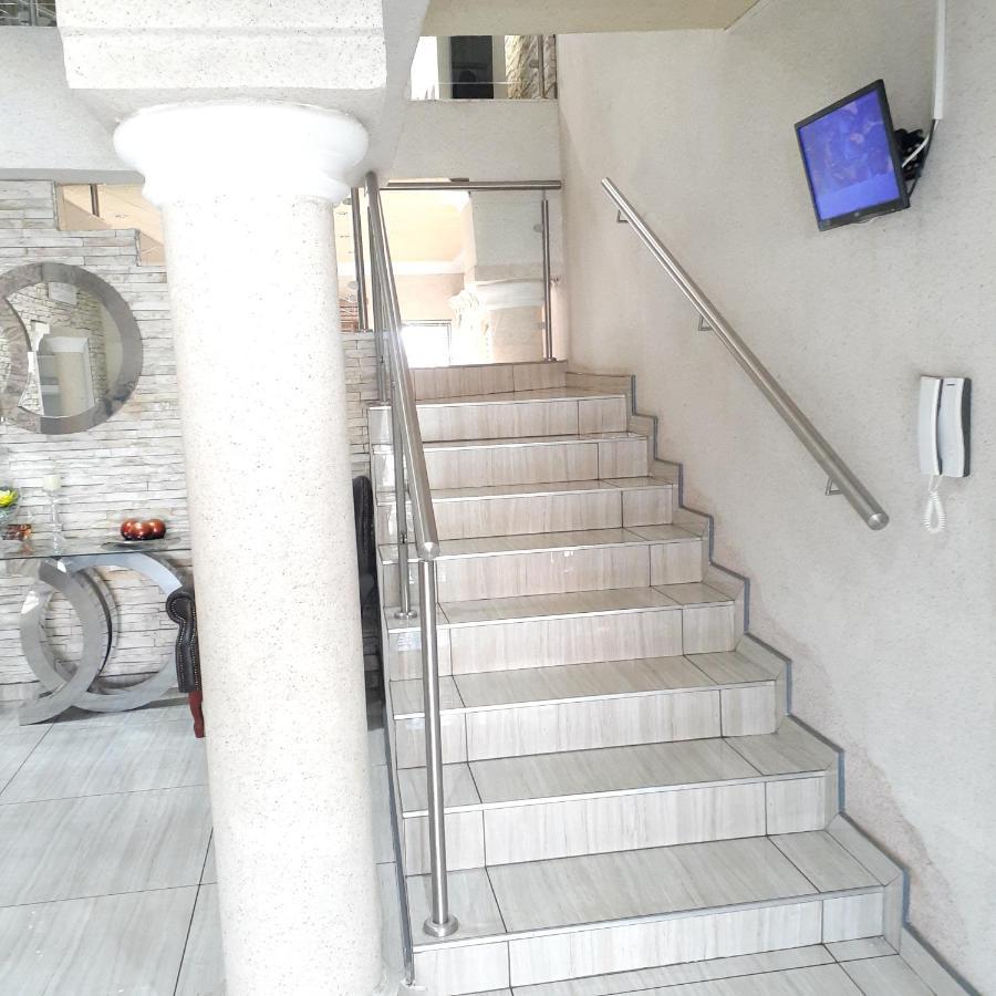 Angelocean Guest House Witbank Extérieur photo