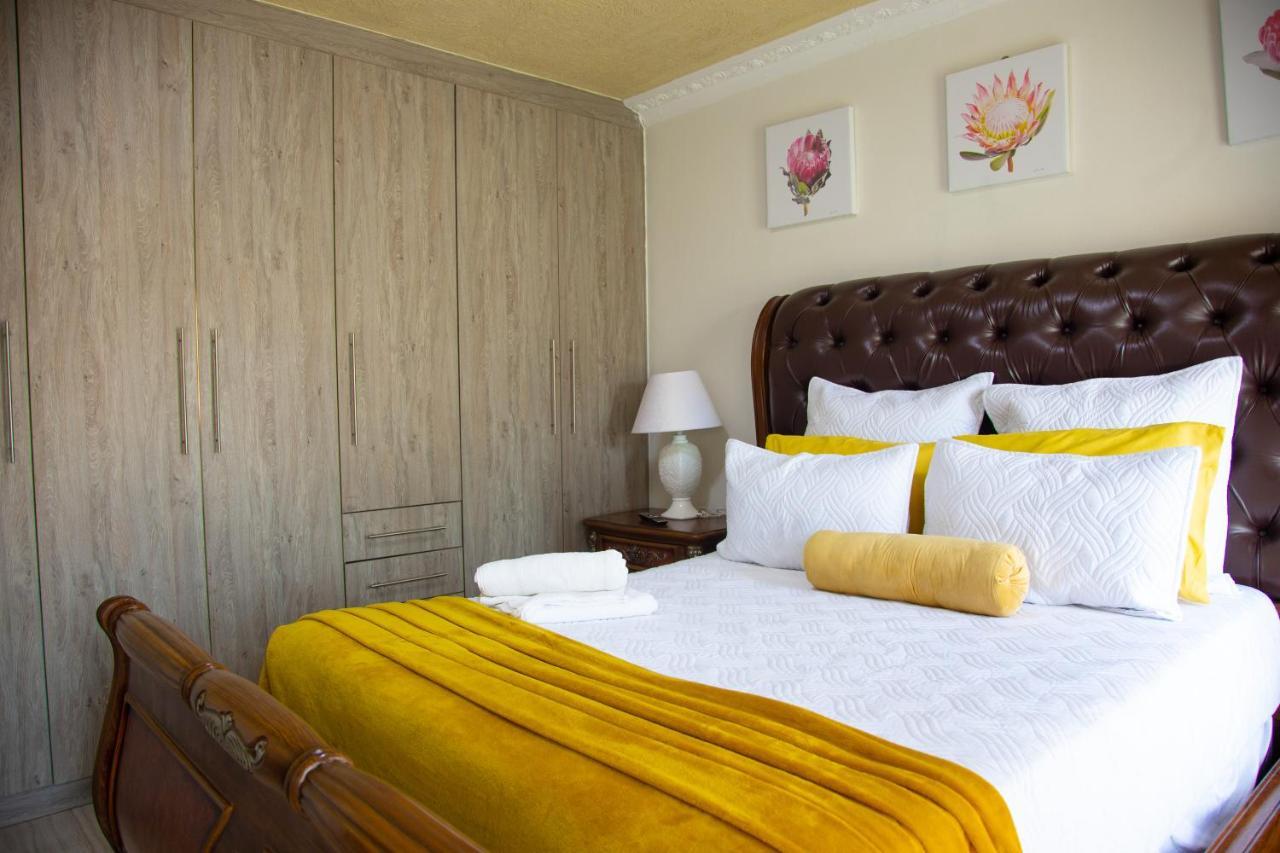 Angelocean Guest House Witbank Extérieur photo