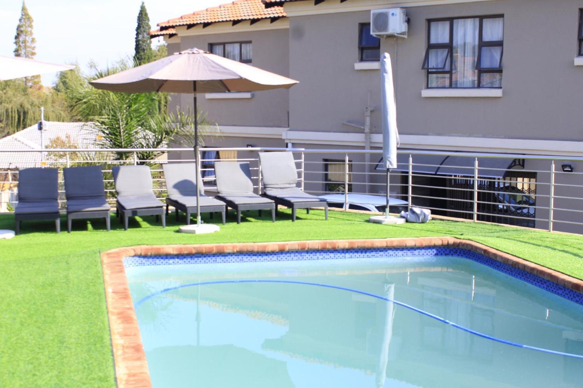Angelocean Guest House Witbank Extérieur photo