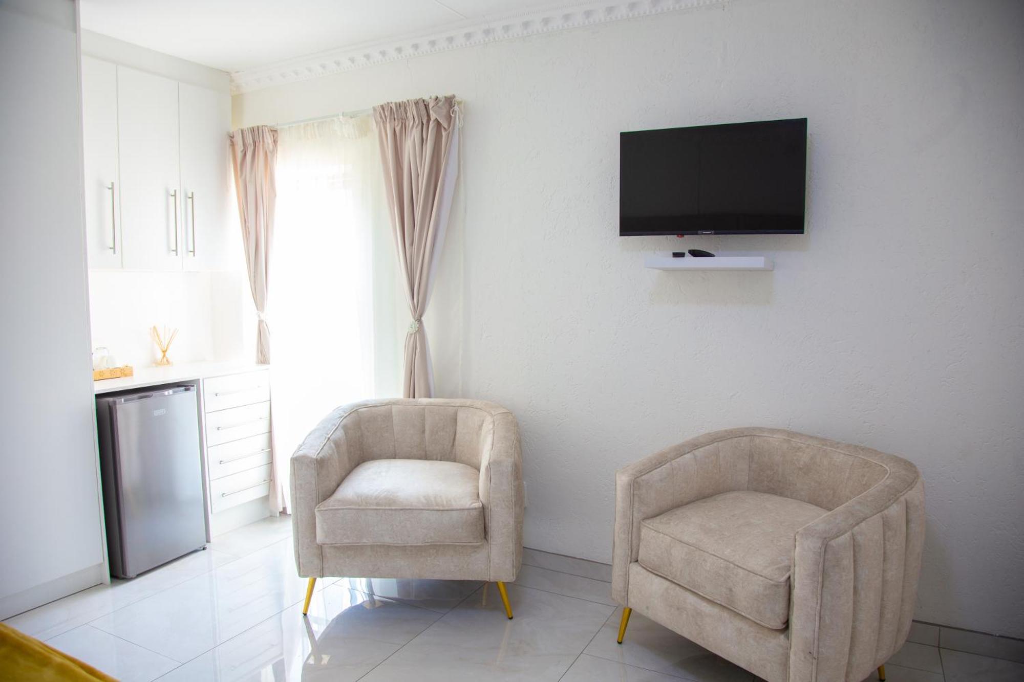 Angelocean Guest House Witbank Extérieur photo
